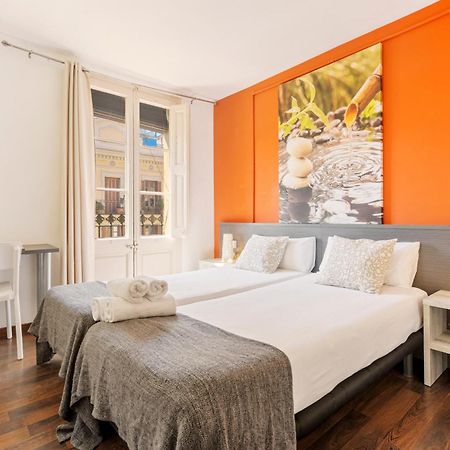 Ab Vila I Vila Apartments Barcelona Bagian luar foto