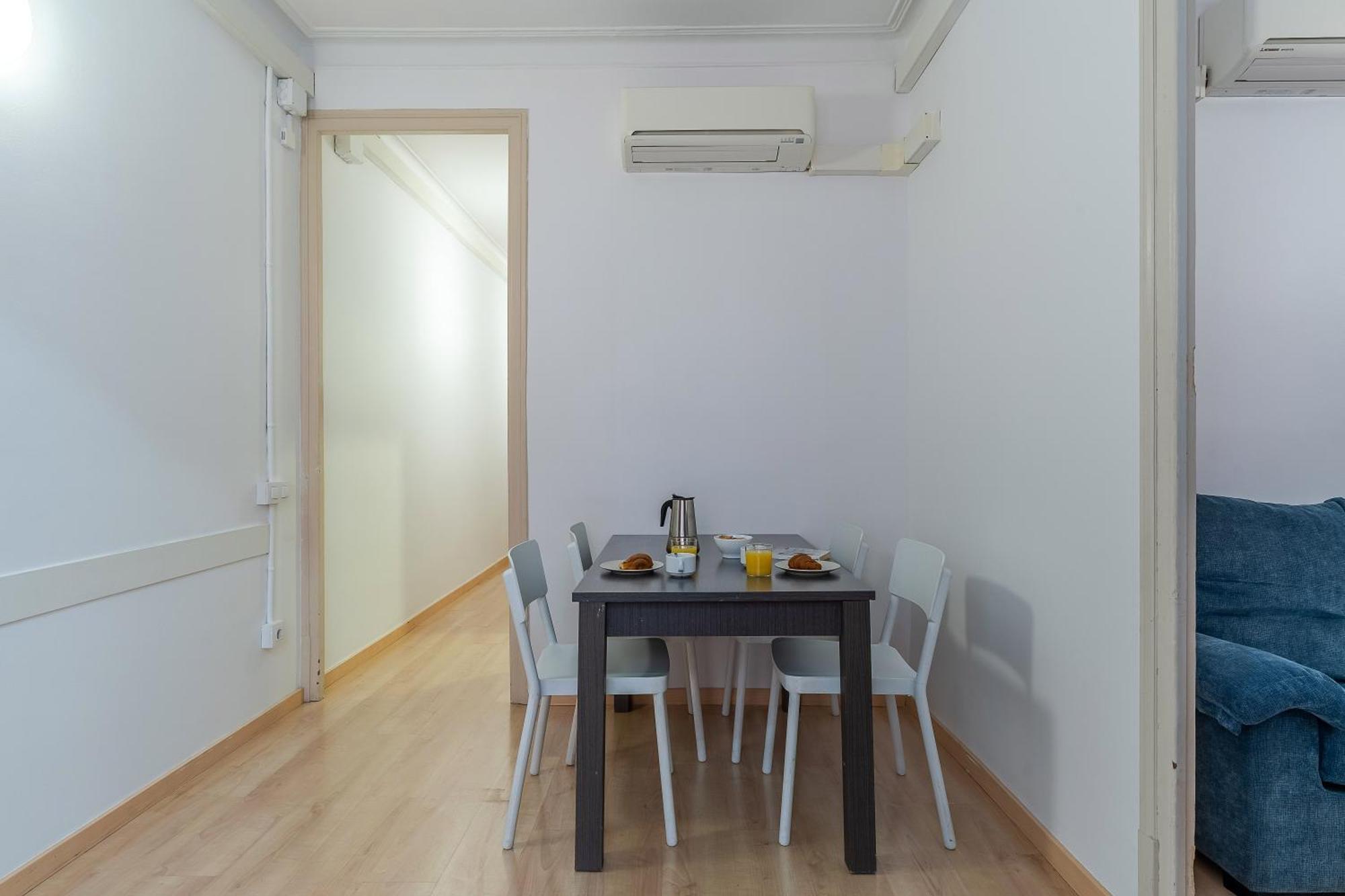 Ab Vila I Vila Apartments Barcelona Bagian luar foto