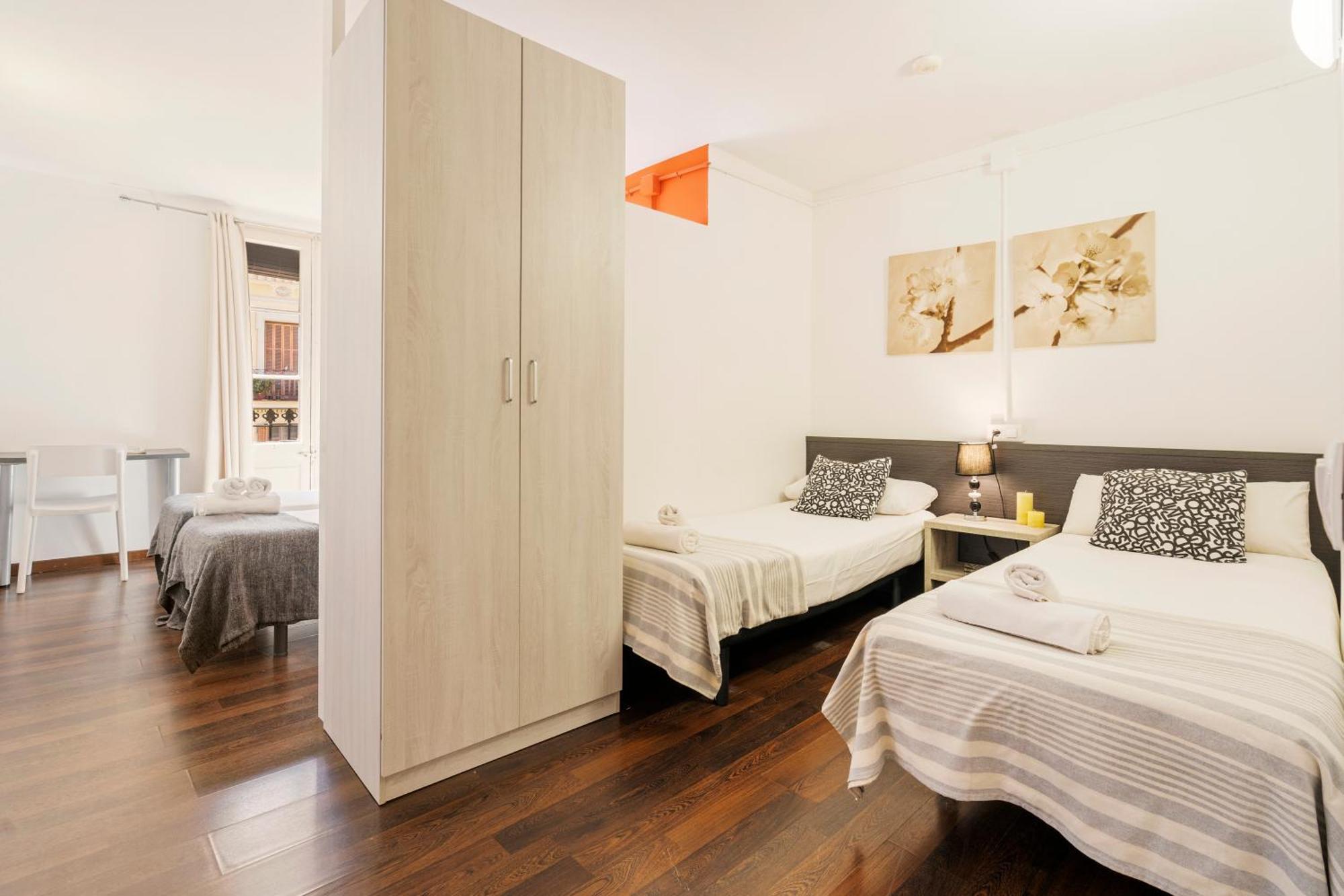 Ab Vila I Vila Apartments Barcelona Bagian luar foto
